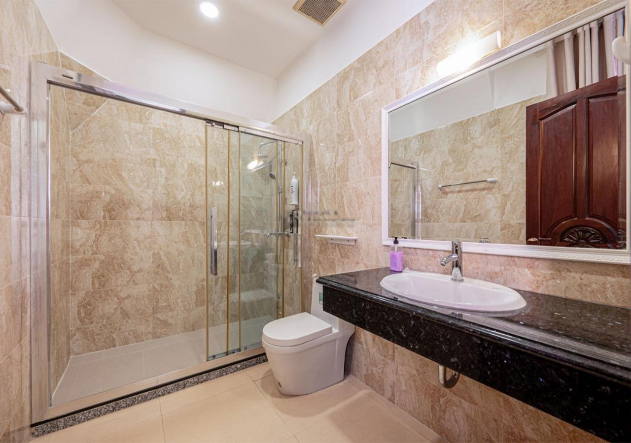Villa Luxury 4-bedroom With Private Pool & Billiards Table *